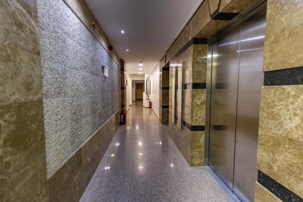 Aparthotel Sir Fundeni Tower Bucarest Exterior foto